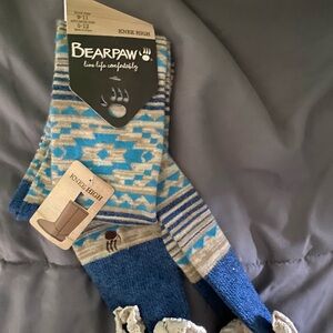 BearPaw Men's Knee-High Aztec Socks in Blue and Gray